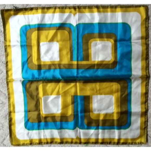 Totes Rain Scarf Water Repellent Square 26.5" x 26.5" Polyester Geometric Patter - Picture 3 of 4